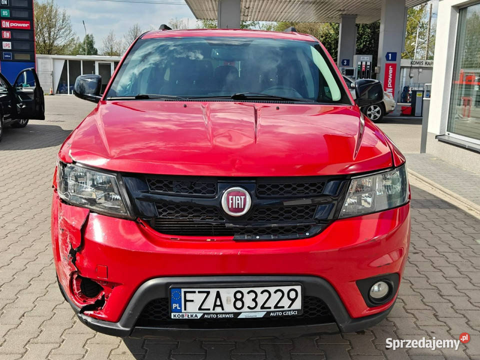 Fiat Freemont 4x4 7 osobowy nawigacja