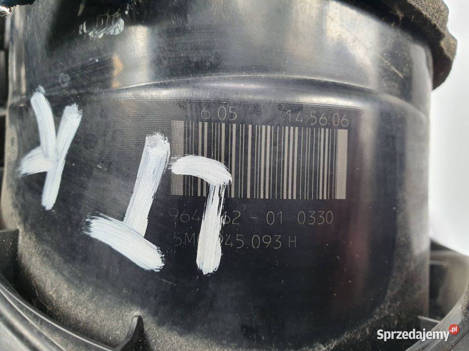 LAMPA W KLAPE LEWA VOLKSWAGEN GOLF PLUS EU osobowe Lipno