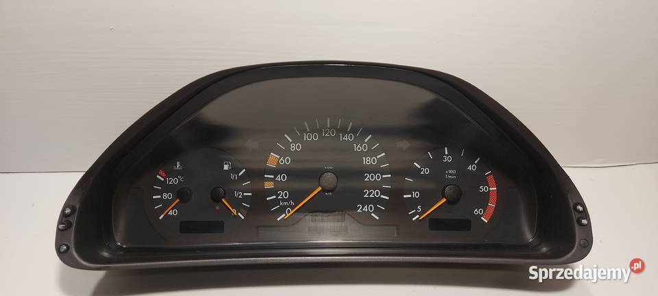 Licznik mercedes w210 22 cdi 2105401448 Zbąszyń