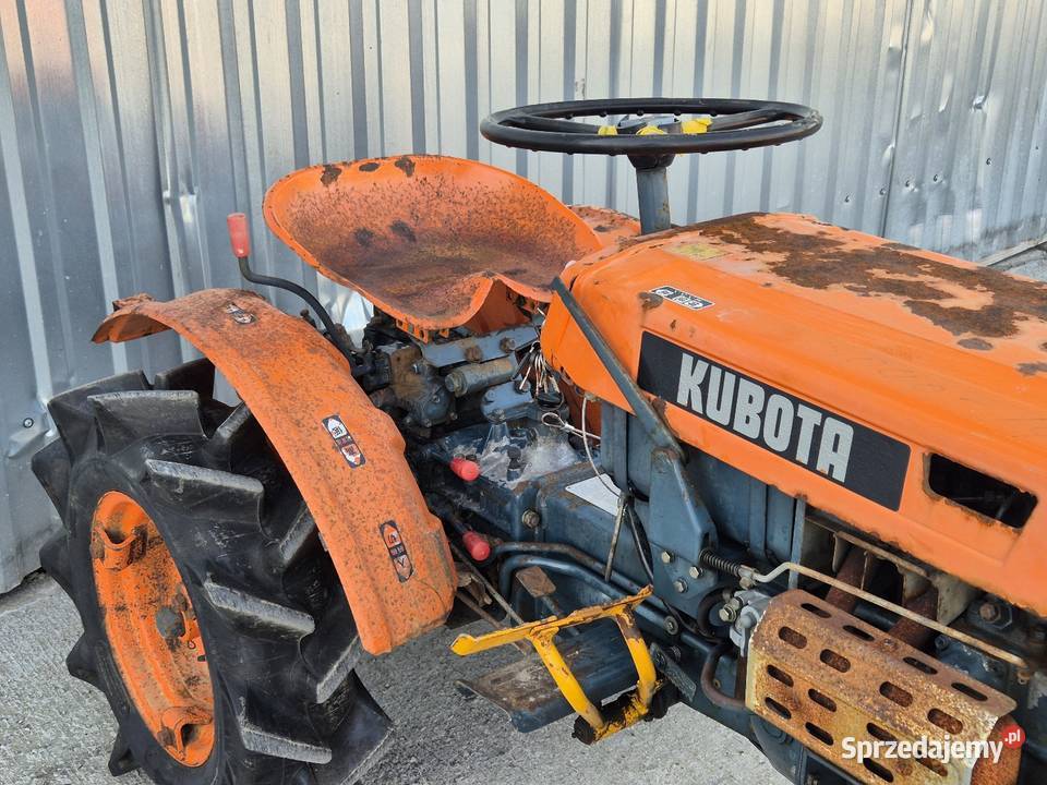Traktorek traktor KUBOTA B6000D 14 44 dolnośląskie Małuszyn