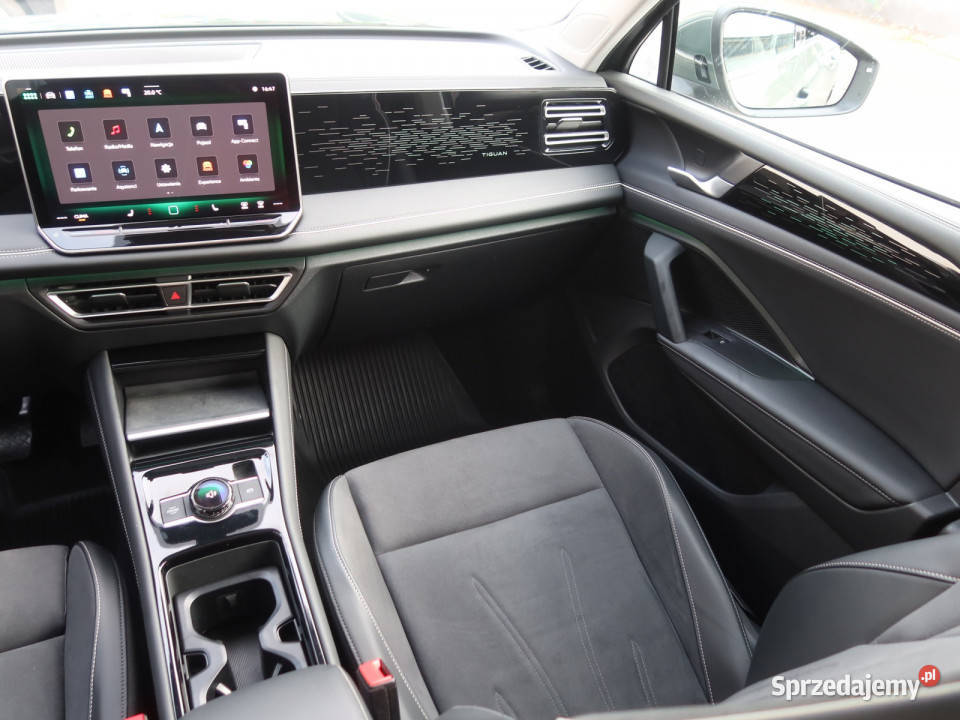 VW Tiguan 15 eTSI Katowice