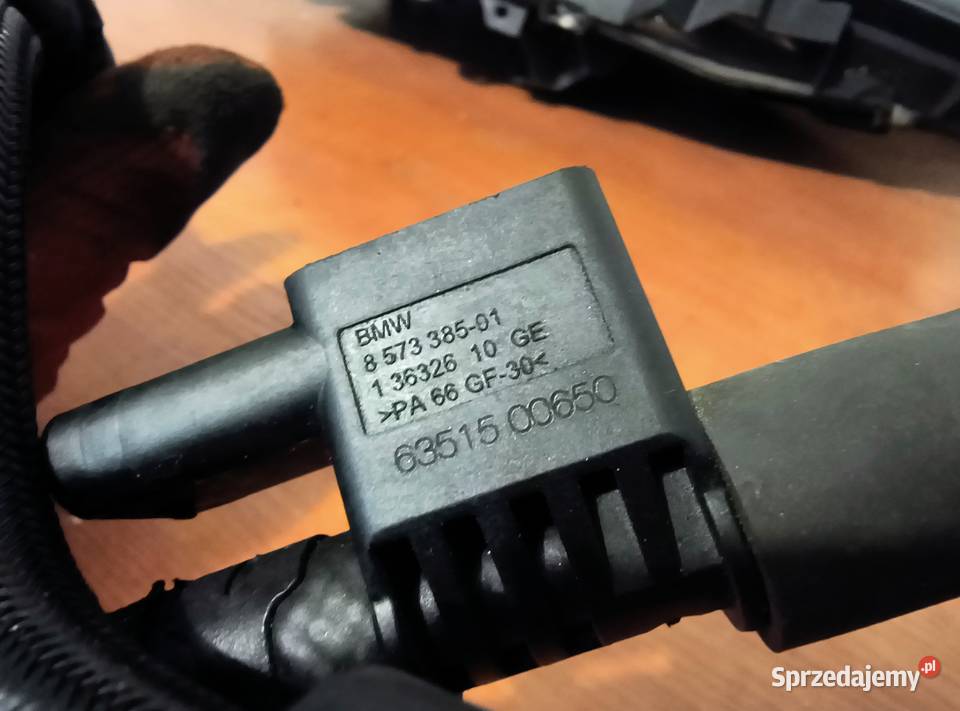 BMW Przewód paliwa b47 20d f20 f30 f36 8573385 osobowe Częstochowa