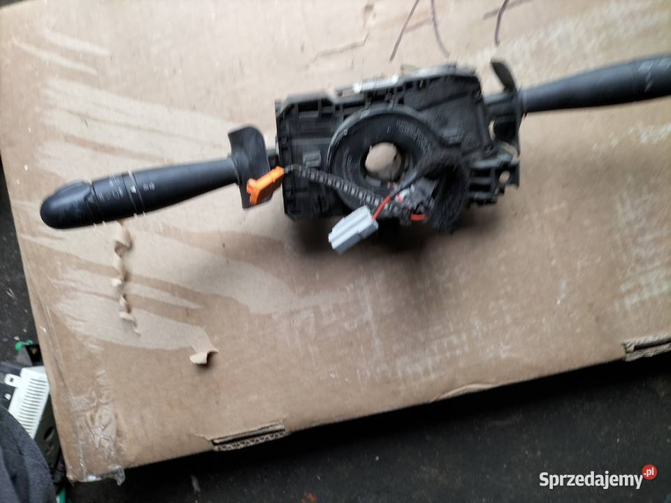 PAJĄK MANETKA PRZEŁĄCZNIK ZESPOLONY RENAULT Układ elektryczny