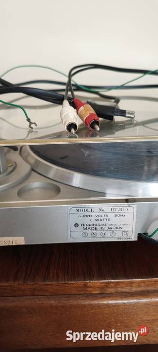 Gramofon HITACHI HTR10