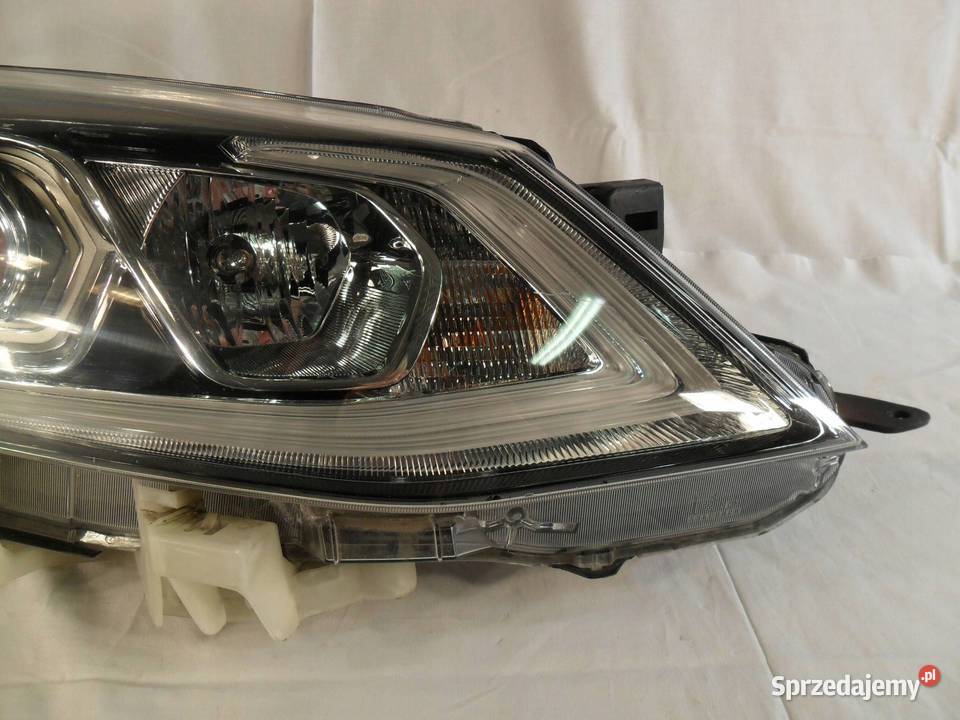 REFLEKTOR PRZÓD STRONA PRAWA NISSAN PULSAR Lampy przednie Nowy Tomyśl sprzedam