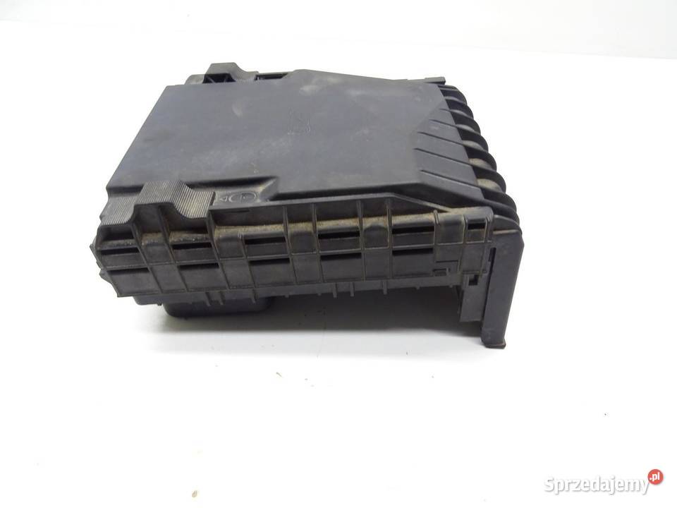 SKRZYNKA BEZPIECZNIKÓW 1K0937125D A3 8P LEON II