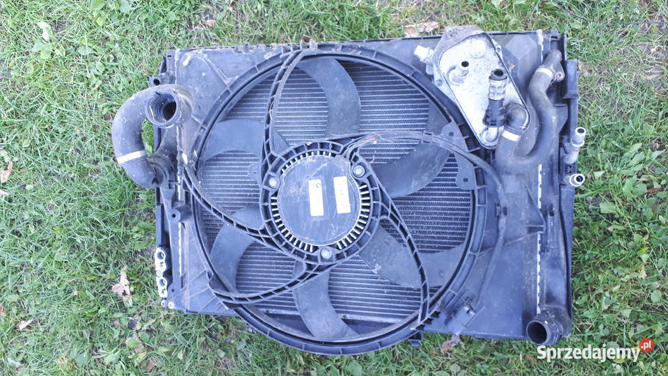 Chłodnica BMW E 91 325I chłodnice Żarki