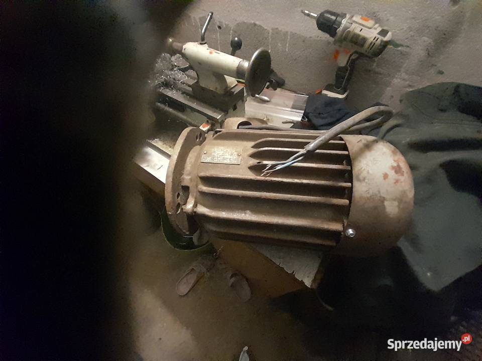 Wolnoobrotowy silnik 11 kw Pozostałe Nowy Sącz