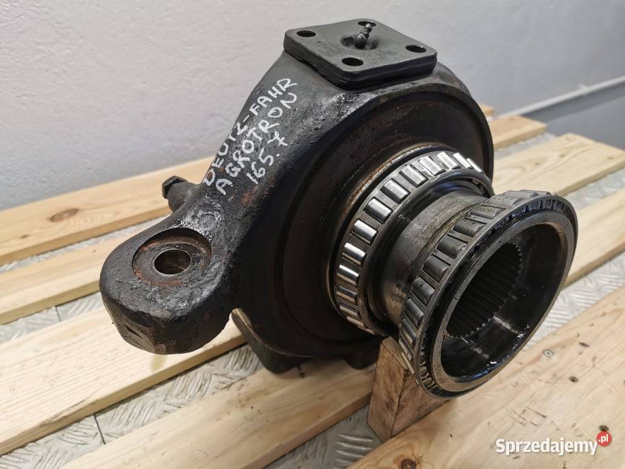 Zwrotnica Carraro do Deutzfahr Agrotron 10442