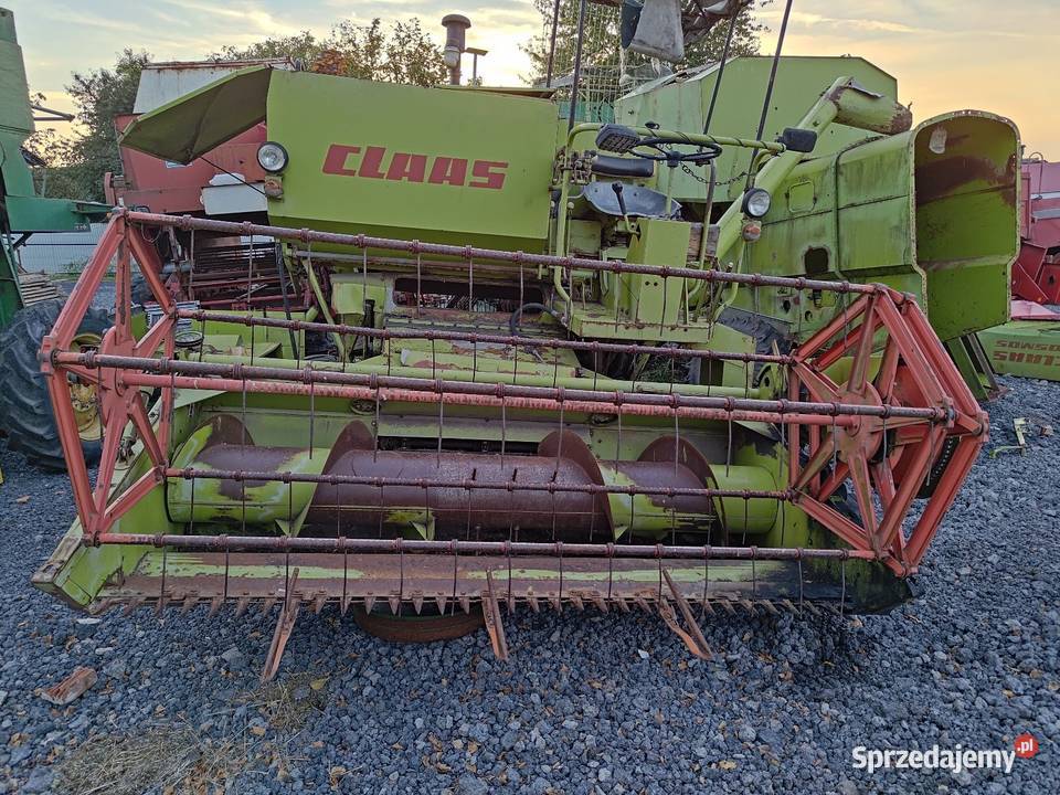 CLAAS Compact 25 części Do kombajnów Bukowie