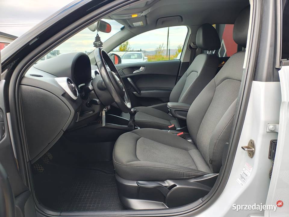 Audi A1 16TDI Piękny Stan Zadbana Niski Przebieg biały Zarszyn