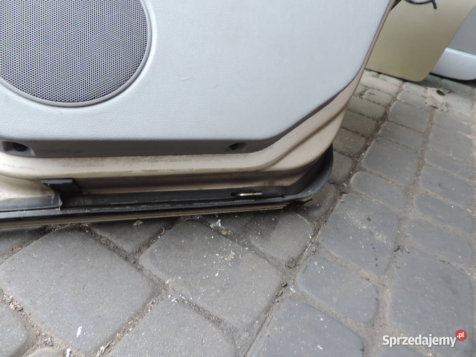 VOLKSWAGEN GOLF 4 IV 5D DRZWI PRAWY TYŁ LA1W Nowy Sącz