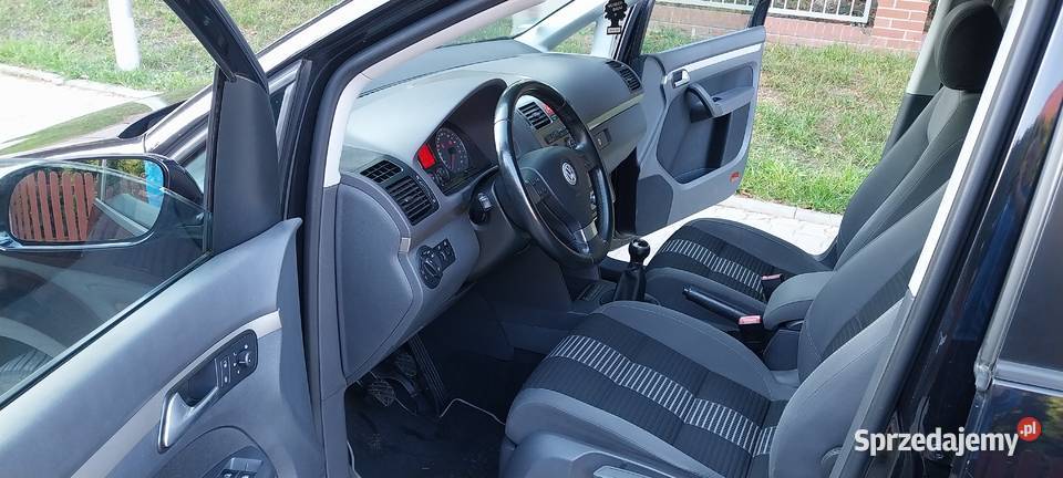 Touran 14 Nawigacja Nawigacja 6 biegow lakier metallic
