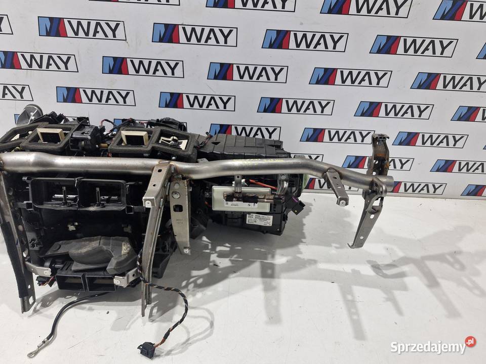 9112181 9197019 BMW F10 F11 LCI NAGRZEWNICA