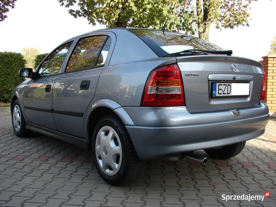 Opel Astra II 2004 benzyna salon Polska Łask