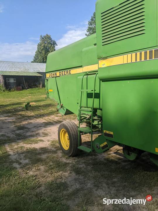 Kombajn zbożowy John Deere 1055 Zwierzyniec Mały sprzedam
