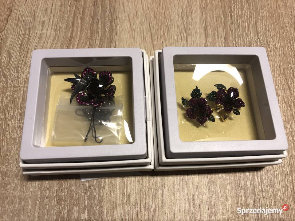 Biżuteria z syntetycznymi kamieniami sprzedam