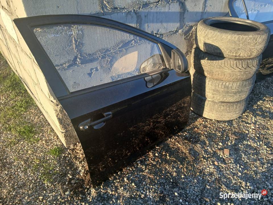 Drzwi prawe przednie Hyundai i20 I lak FR 0812 sprzedam