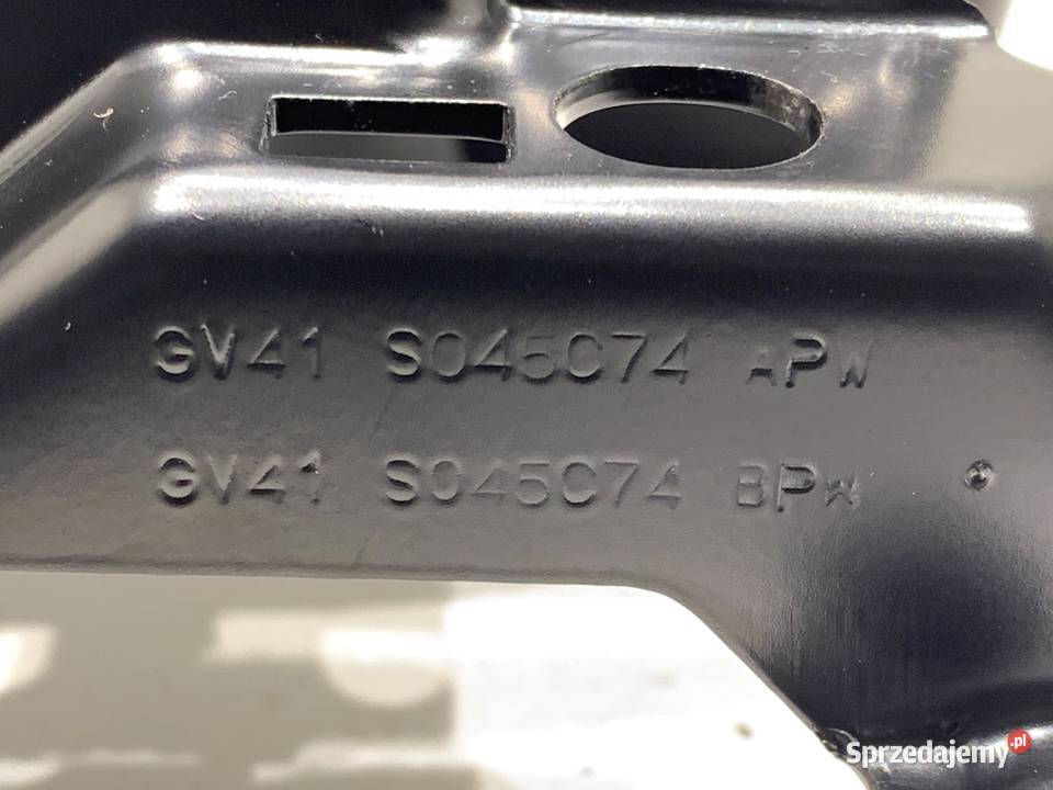 PODŁOKIETNIK FORD KUGA II SUV GV41S045C74APW