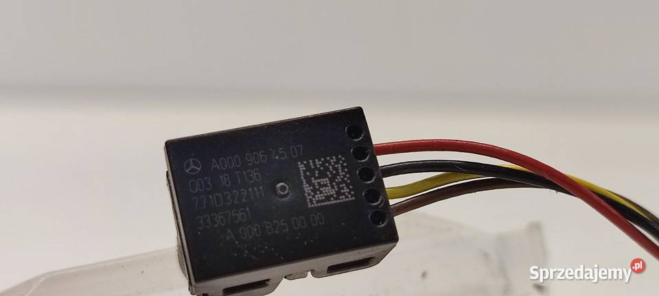 MERCEDES W213 OŚWIETLENIE KLAMKI WEWNĘTRZEJ