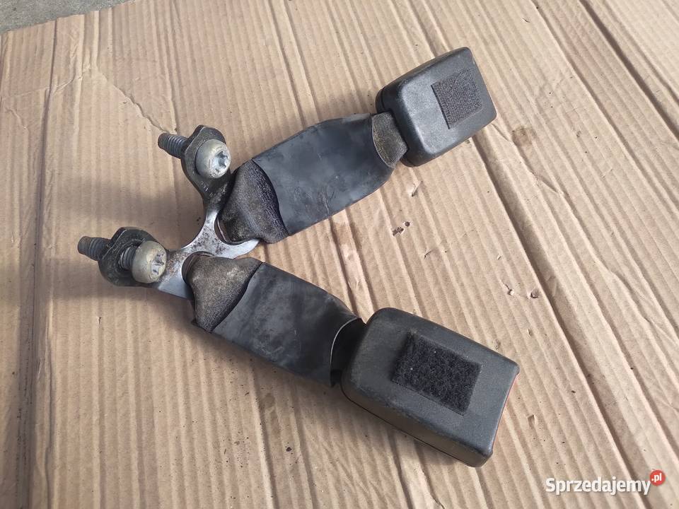 Mazda 2 dy 04r zatrzask zapięcie pasa tył lubuskie Bobrówko
