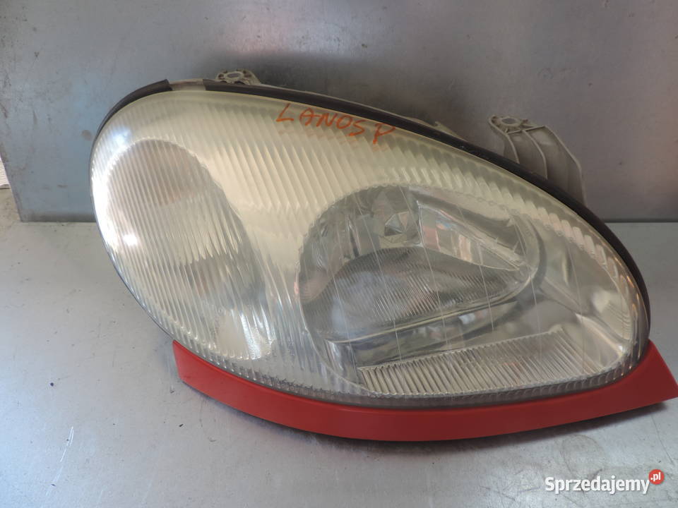 DAEWOO LANOS LAMPA PRAWY PRZÓD osobowe małopolskie Nowy Sącz