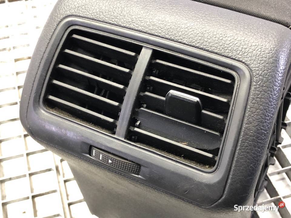 PODŁOKIETNIK VW GOLF VII Kombi 5G0863289C podkarpackie