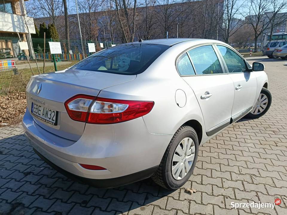 Renault fluence 15 dci 210 opłacony zadbany do manualna