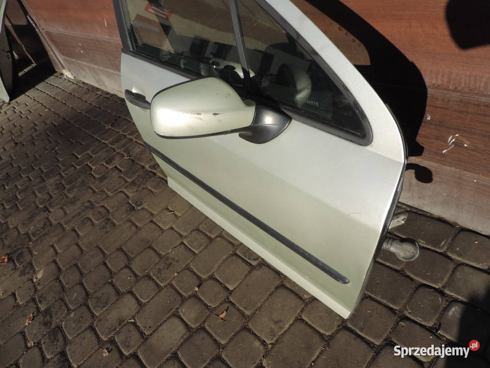 DRZWI PRAWY PRZÓD PEUGEOT 407 SEDAN KCVD małopolskie Nowy Sącz