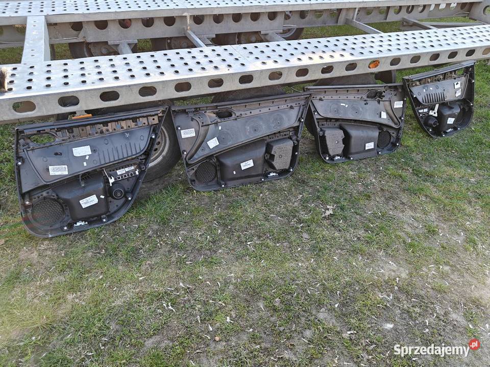 Peugeot 407 sedan boczki kpl tył roletki Przytyk sprzedam