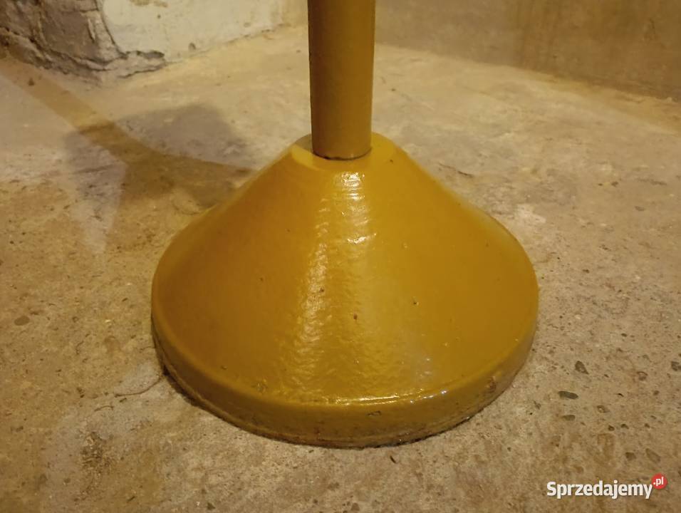 Noga żeliwna do stolika kawiarnianego PRL Kraków sprzedam