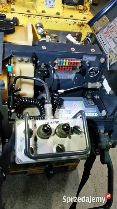 Walec BOMAG BMP 851 do terenu grząskiego małopolskie Sucha Beskidzka