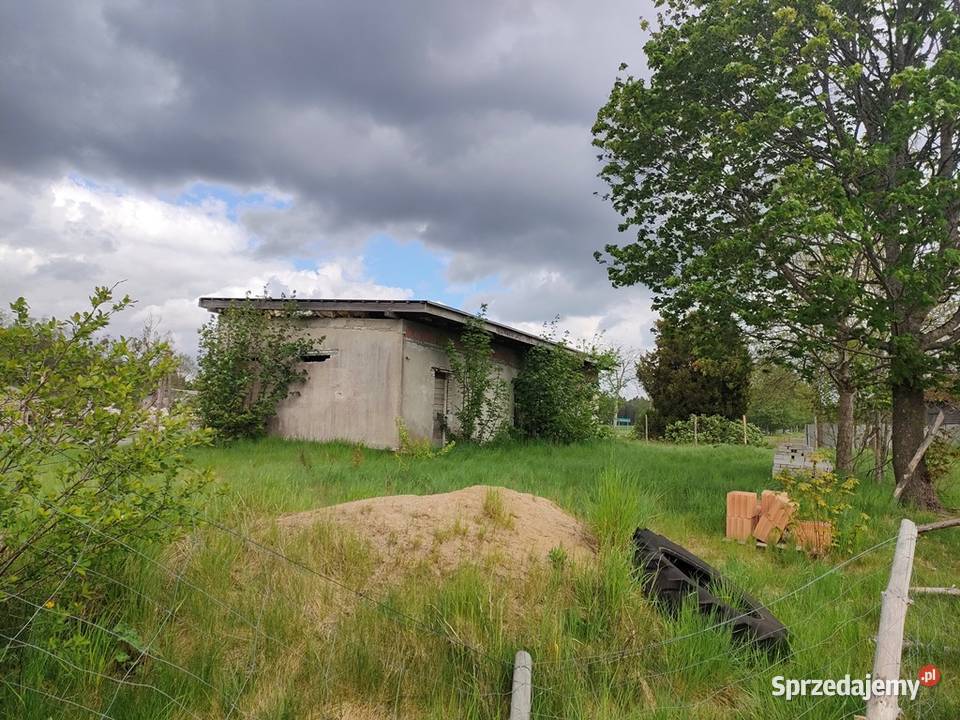 Sprzedam działkę z budynkiem cegła Warnino sprzedam