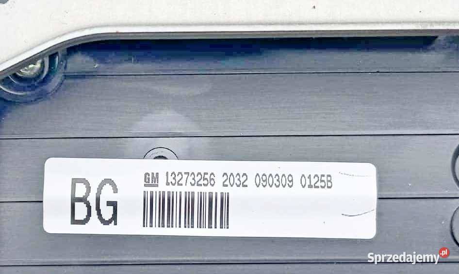 OPEL INSIGNIA A PANEL NAWEWU 13273098 13273256 Radom sprzedam