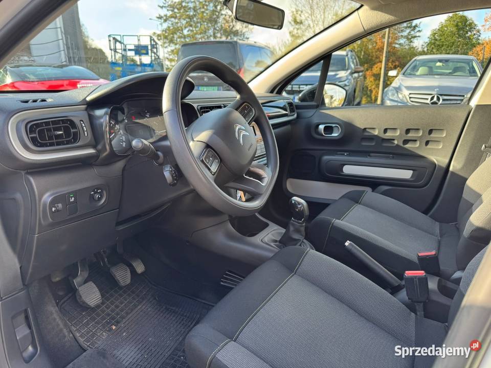 Citron C3 12 PureTech Elle Konin