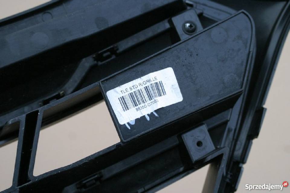 HYUNDAI TUCSON II GRILL ATRAPA CHŁODNICY 1517 Bieleń