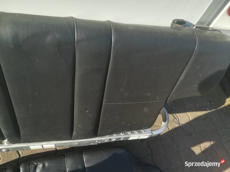 Polonez policja policyjny radiowóz kanapa skaj osobowe Suskowola