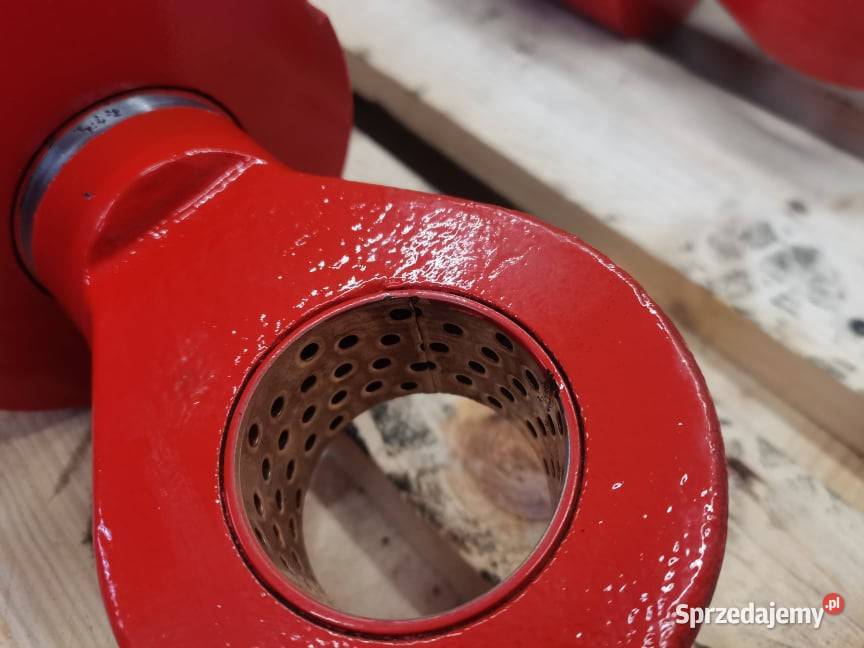 Siłownik poziomowania Manitou MT 932 Wilkowo sprzedam