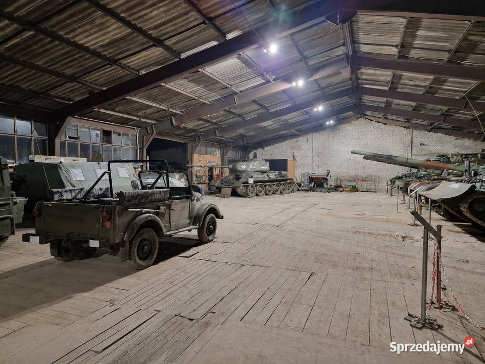 Hala hangar 856 m lotnisku i Międzynarodowym