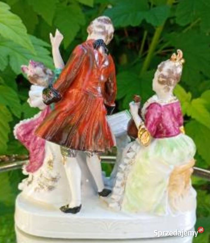 Porcelanowa grupa figuralna w stylu drezdeńskim Pabianice