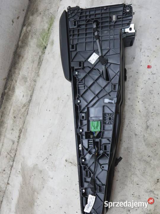 TUNEL ŚRODKOWY PODŁOKIETNIK JAGUAR XE