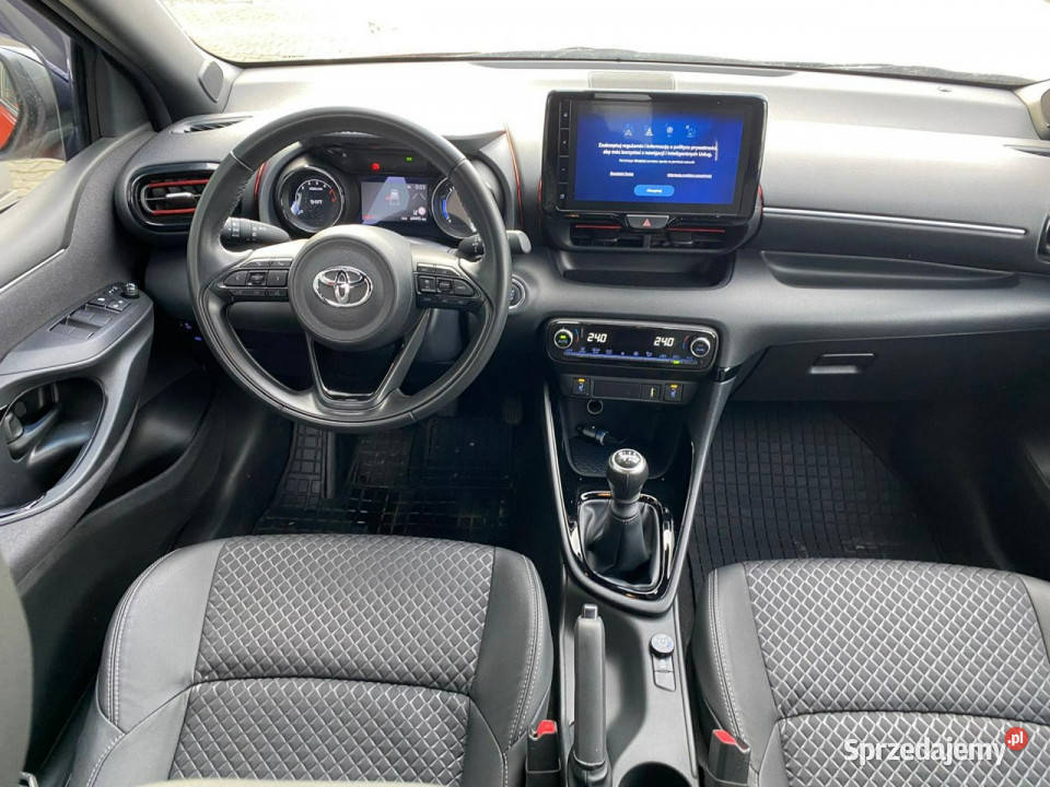 Toyota Yaris NOWY MODEL led podgrz fot GAZ lakier metallic Yaris Żory