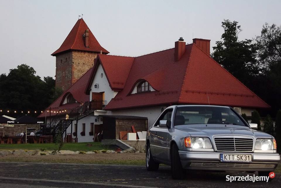 MERCEDESBENZ C124 E200 20 benzyna 136 1995r Zabrze