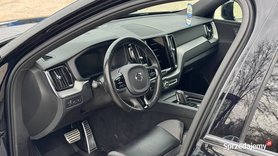 Volvo XC60 T8 PHEV AWD RDesign Recharge 2020 1998cm3 podkarpackie Rzeszów