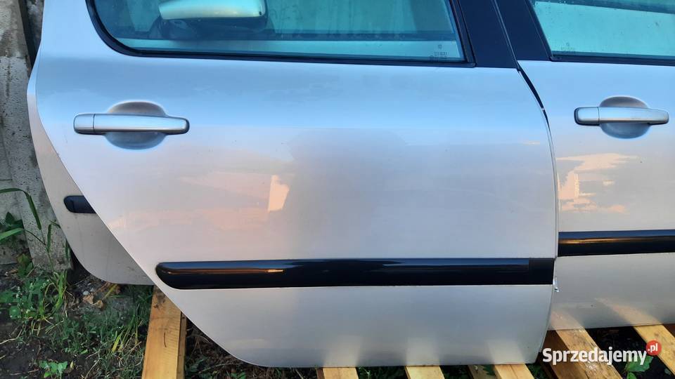 drzwi kompletne Peugeot 307 0105r lak EZRC prawe Dębno