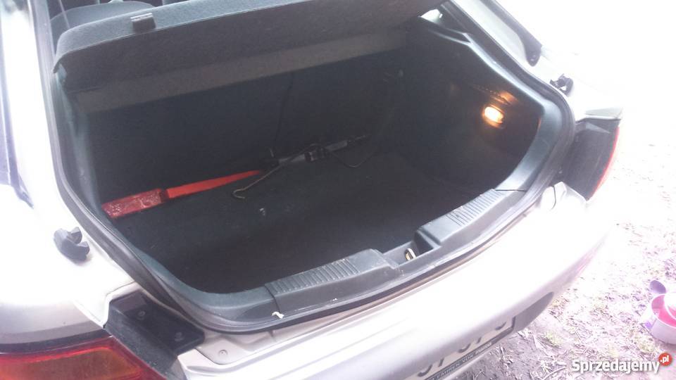 Mazda 323F BA Bez Korozji Ładna 100KM Łańcut sprzedam