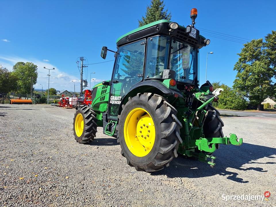 Ciągnik sadowniczy John Deere 5105 GF John Deere świętokrzyskie Lipnik sprzedam