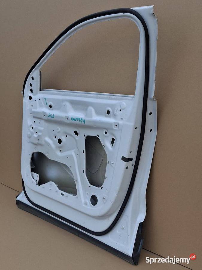 AUDI Q8 ETRON DRZWI PRAWY PRZÓD PRAWE PRZEDNIE Bieleń sprzedam