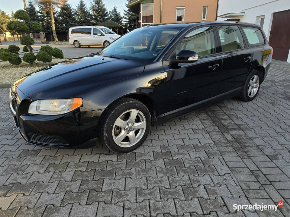 Volvo V70 20 Diesel SkóryNaviTempomatKlimatr 2 garażowany V70 Kutno sprzedam