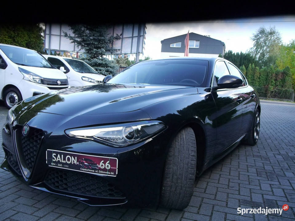 Alfa Romeo Giulia Stan Idealny ledy Navigacja z kurtyny powietrzne Częstochowa sprzedam